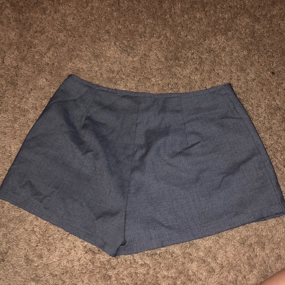 Cute sKort - Picture 3 of 3